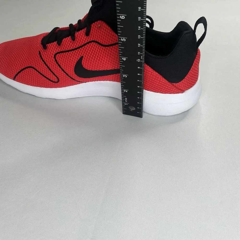 Nike Running Shoes Men 11.5 Red Black Mesh Lightweight Athletic Sneakers (NEW)